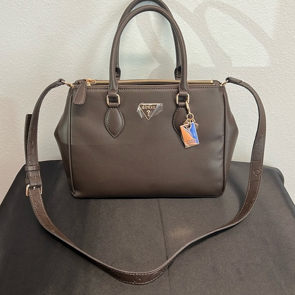 Guess | Chocolate Brown Faux Pebble Leather Satchel w/Iconic Logo Bag Charm - Picture 1 of 17